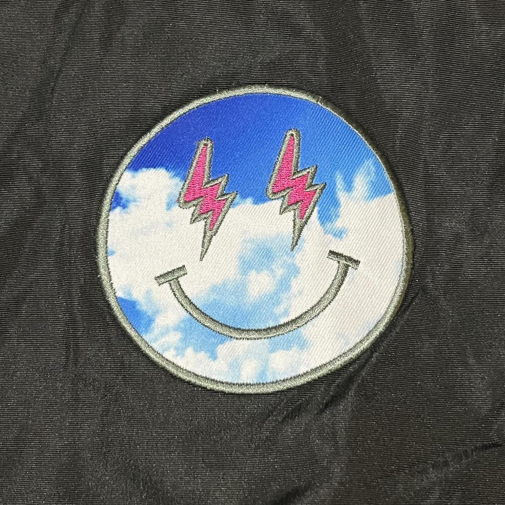 J Balvin Jacket Mens Large Black 2022 Jose Tour Bomber Smiley Lightning Patch - Picture 5 of 12